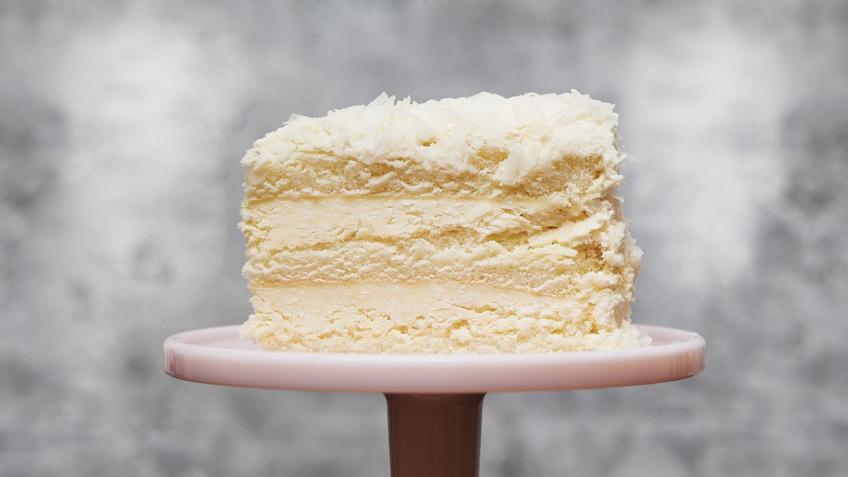 ICYMI 👉 We're obsessed with this coconut chiffon cake from <a href="/sugareebaking/">Sugaree Baking Co.</a> in Dogtown: samg.bz/Sugaree