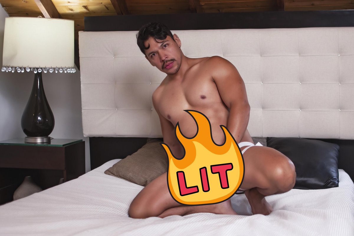 Klarw21Model's tweet photo. Les gustaría verla completa? Ayúdame a llegar a mas seguidores, dale RT y muy pronto la veras sin censura 😈 @jhoan_fotografo https://t.co/ghtDdrldmY