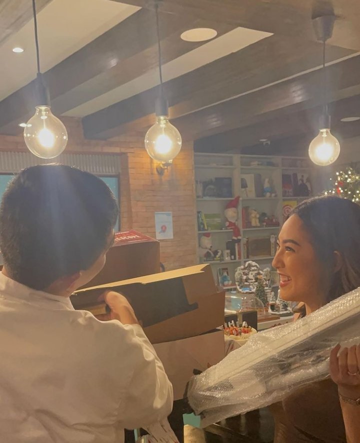cccaazz's tweet photo. YUNG NGITI NI RITA😭😭 https://t.co/p3aCCd9ZCX
