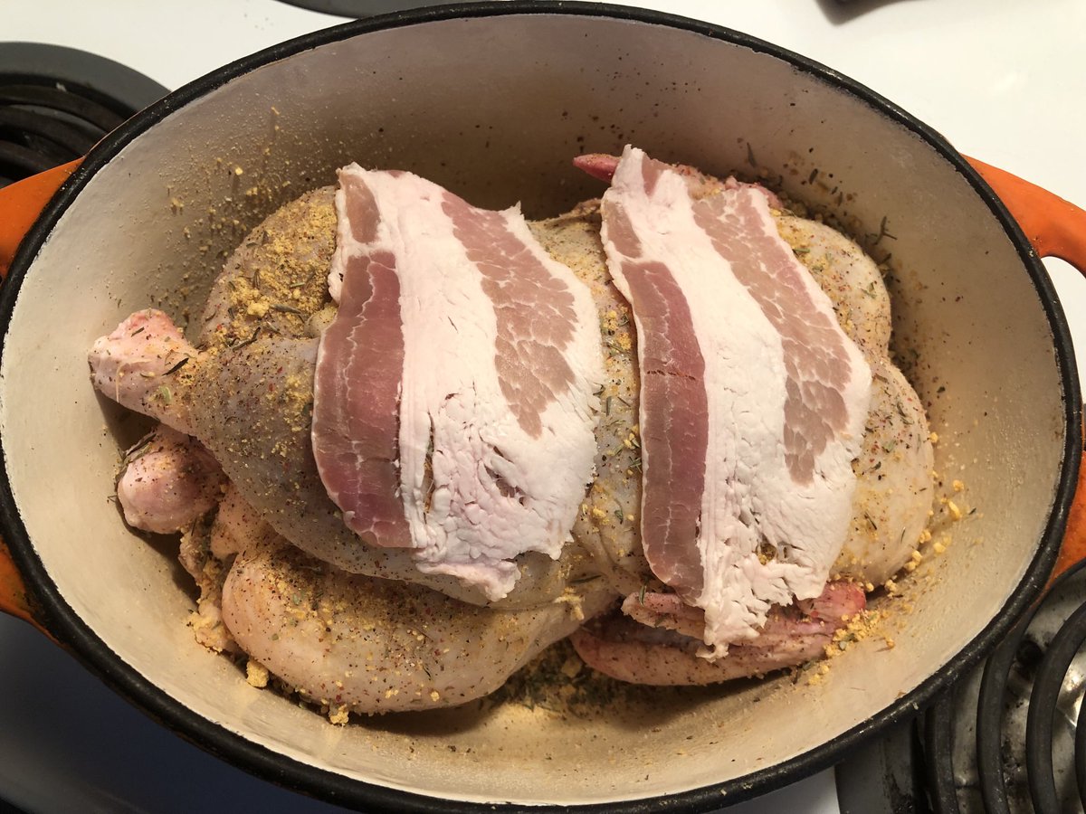 HudsonCreates's tweet photo. Bird is going into the oven. #CookingForMom https://t.co/NcJnjBhlfq