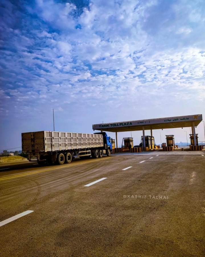 640jutt's tweet photo. China Pakistan Economic Corridor #CPEC Western Route.
Recently Inaugurated and opened D.I.Khan (Yarik) - Hakla Motorway.
#Pakistan #China #DIKhan #Hakla #Motorway #WesternRoute #PakistanMovingForward 🇵🇰
@Azeemjutt0412
@Fabs640
@Ask_Sehri78
@Juttsaab05
@_Mareeb https://t.co/PUQVvaNHp3