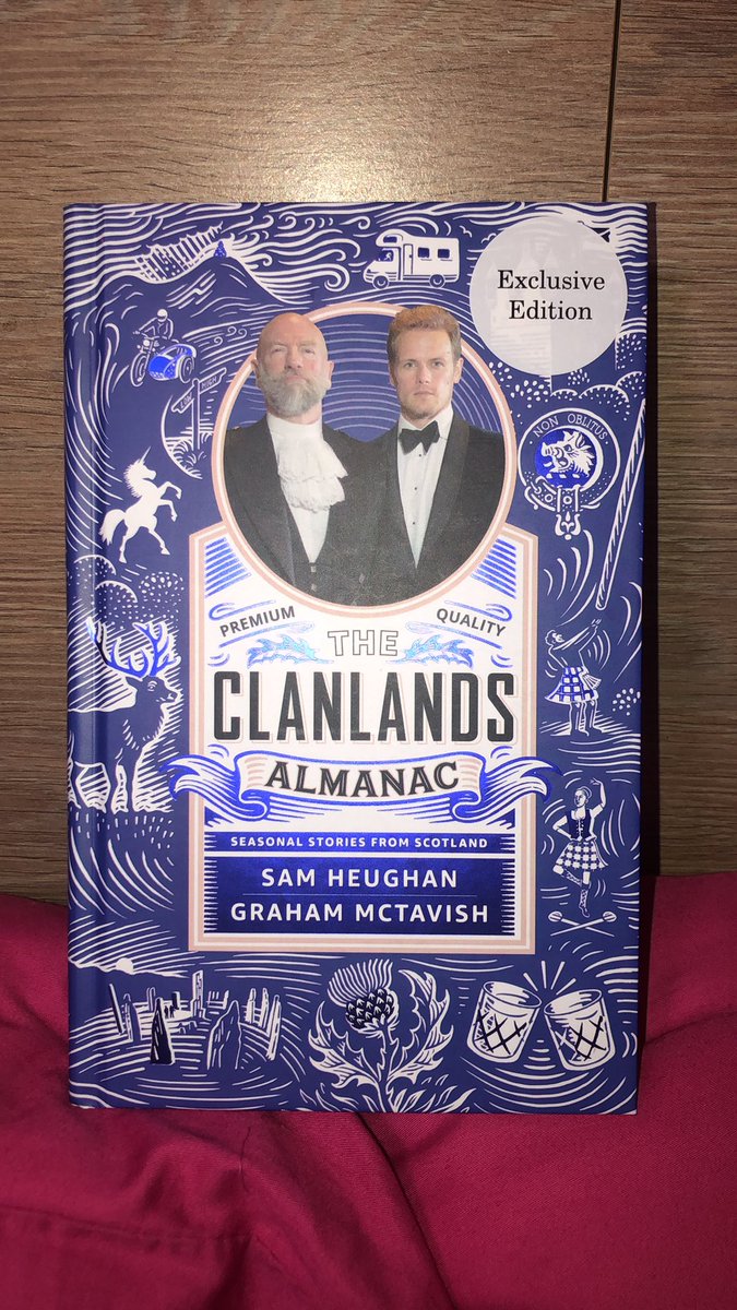 Paddinsky's tweet photo. After many shipping problems, finally arrived here in Italy🇮🇹❤️ #ClanlandsAlmanac @SamHeughan @grahammctavish https://t.co/X3hC2l89pI