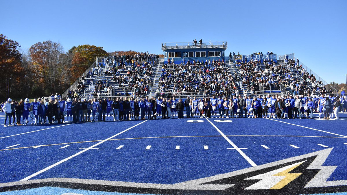 Isaac_riverra's tweet photo. After having a great conversation with @CoachLichten, I am extremely honored to have received a roster spot @UNEfootball!! @masters_coach https://t.co/3JMo3m7QbQ