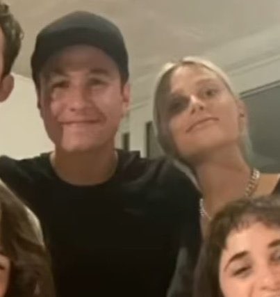 weyfuckk's tweet photo. espere esto por años y perdón pero siempre supe que pasaría ahr 💜 https://t.co/nDJtlptBva