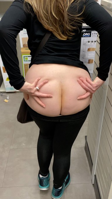Want me to pick you up anything while out shopping? https://t.co/uE9DVEPpz3<a href="/tag/milf"class="tags"><span>#milf</span></a><a href="/tag/nsfw"class="tags"><span>#nsfw</span></a><a href="/tag/amateur"class="tags"><span>#amateur</span></a>