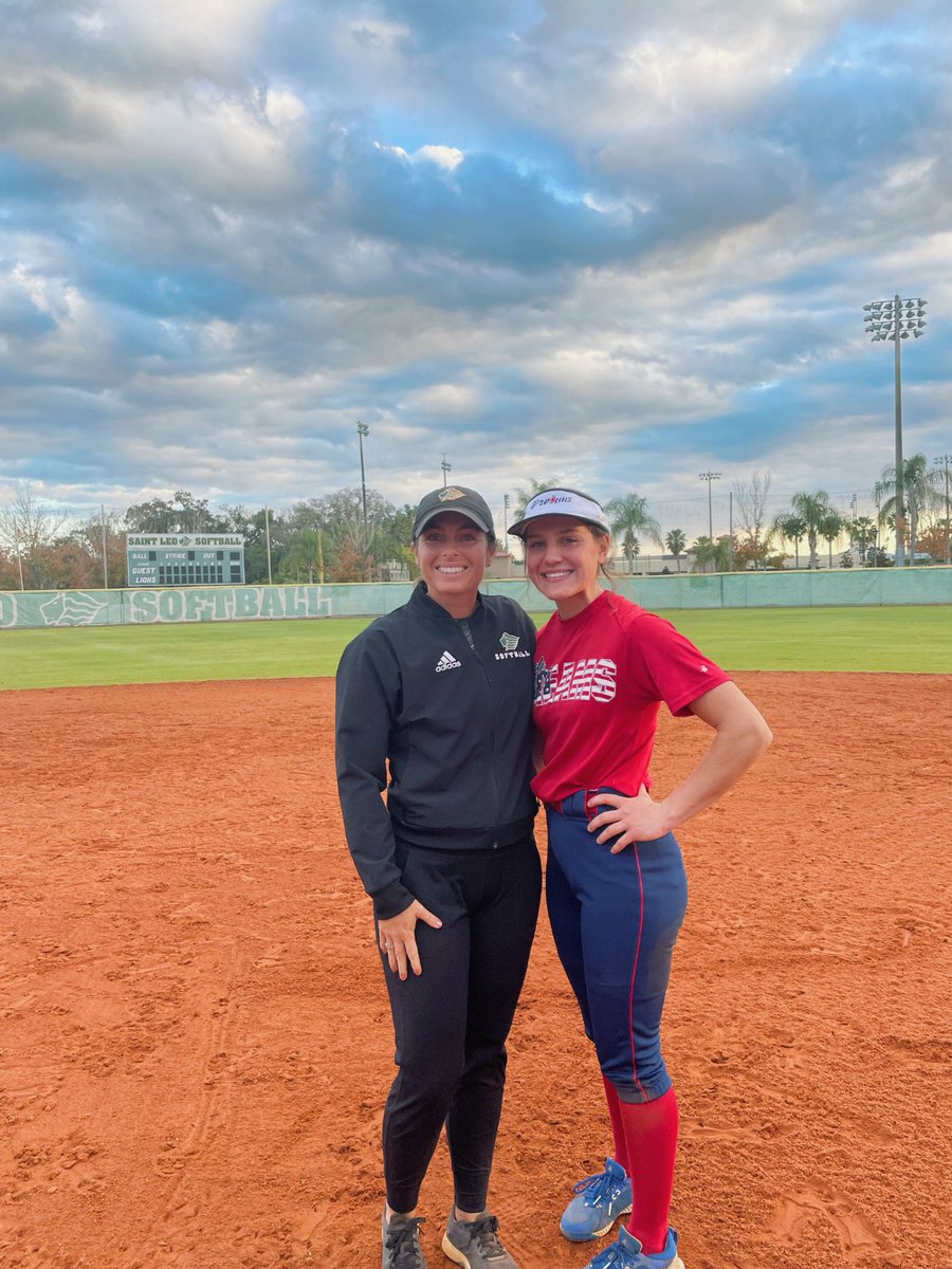 I had an amazing time at Saint Leo University’s softball camp over the weekend! Florida weather sure doesn’t disappoint. I’ll definitely be back! #SLUSB #GoLions <a href="/RoncalliSball/">Roncalli Softball</a> <a href="/coachlauck/">David Lauck</a>