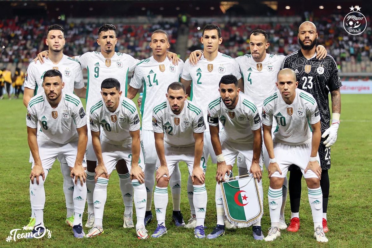 WafaZou25's tweet photo. دمتم فخرا لنا شكرا بلماضي ❤️
حظ موفق القادم أفضل 
#TeamAlgeria #teamdz 🇩🇿 #LesFennecs #TotalEnergiesAFCON
#can2021
#ALGEGQ
#الجزاير_غينيا_الاستواييه
#كاس_الامم_الافريقيه2021
 #Belmadi
"المنتخب الجزايري"
Mahrez
محرز
Bounedjah https://t.co/2gtmteBTyO