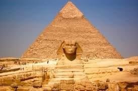 frawlayh_toota3's tweet photo. فعلا تطابق رهيب بين أهرامات الجيزة والافران البلدي الإماراتي 🥳😂😂
#بفلوسك https://t.co/FFnsQgFtnU