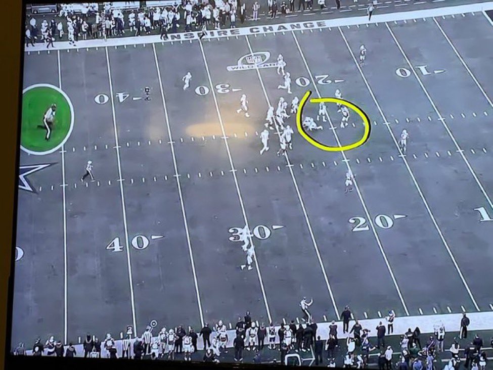 ScooterMagruder's tweet photo. “Dak should’ve handed the ball to the umpire” 

😒😒😒😒😒😒😒😒😒😒😒😒😒 https://t.co/0pCMiJJ6Of