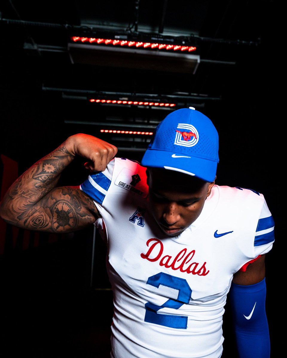 so excited to be back home!!❤️💙 #PonyUpDallas <a href="/SMU_Football/">Bill "Boss Hogg" Armstrong</a>