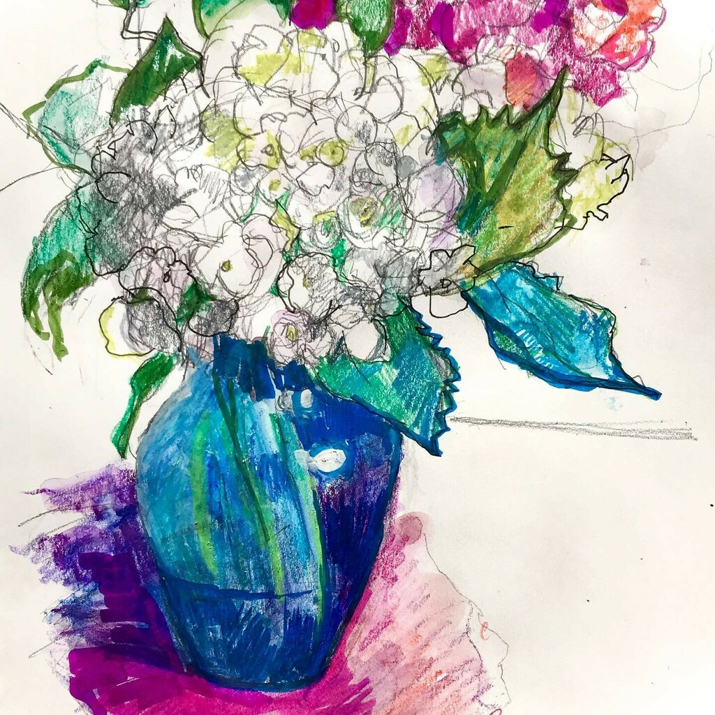 CarolSteinberg's tweet photo. #whitehydrangea in Blue Vase 2, 12 x 9 #mixedmediasketchbook #mixedmedia ##mixedmediaart #floral #drawing https://t.co/wIc1Ro2UJe https://t.co/pCnhLRGR4q