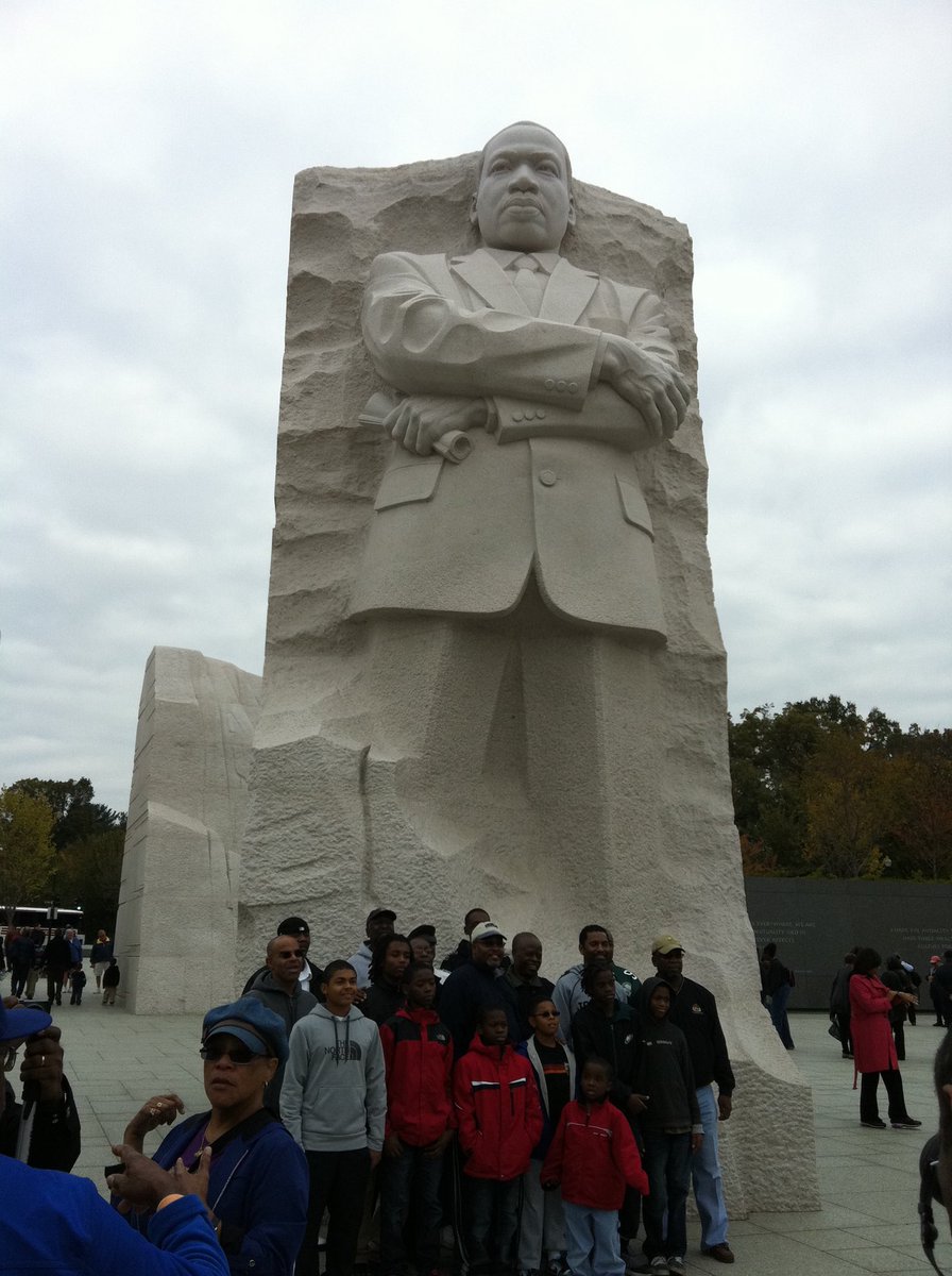 jjonesschenk's tweet photo. Honoring his work means continuing to do the work. Honoring today also #CorettaKing who has carried the work forward. #MLK #VotingRightsForAll #LightDrivesOutTheDarkness https://t.co/veA3qSWKaa