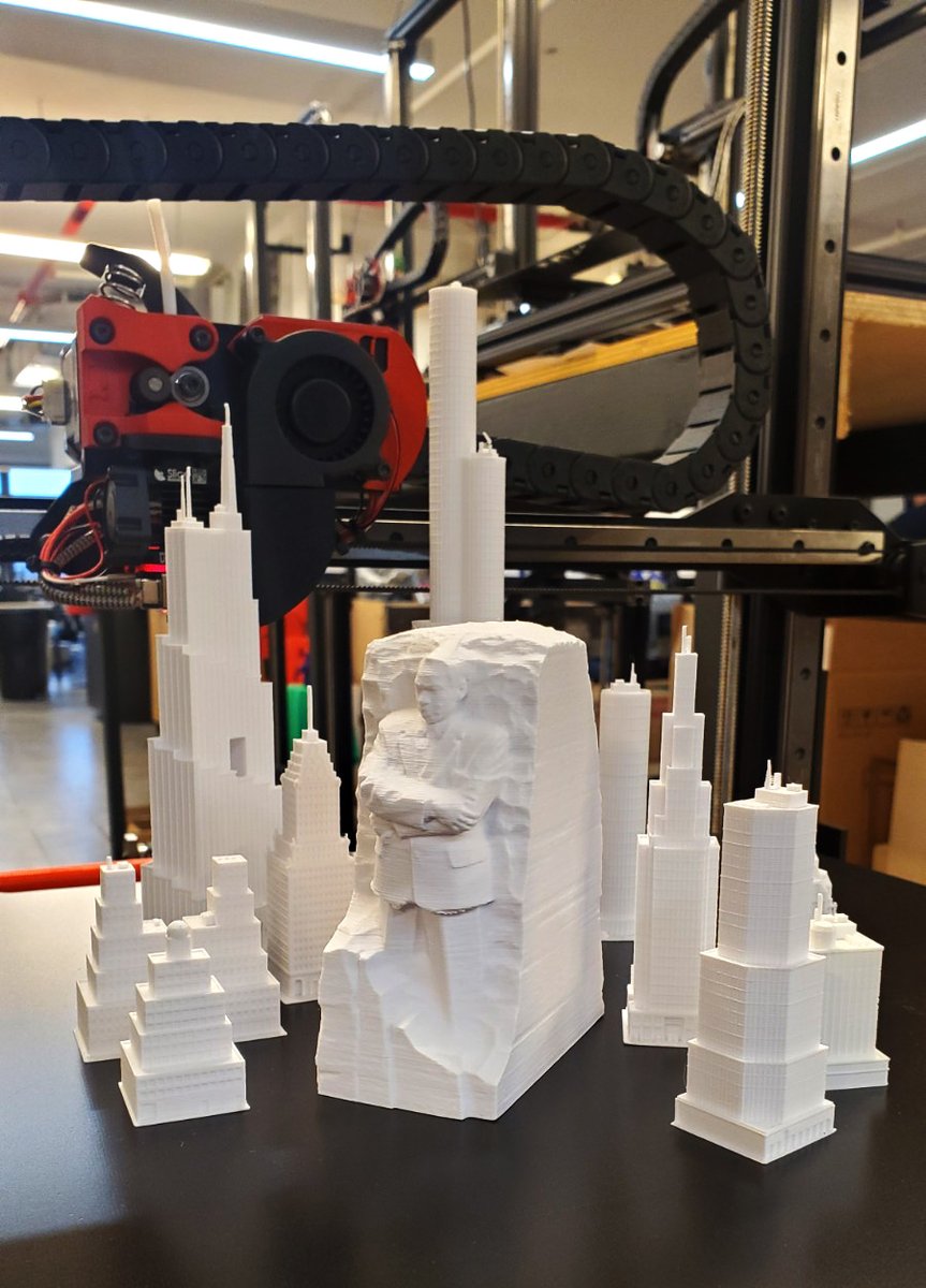 gCreate3D's tweet image. &quot;Out of the mountain of despair, a stone of hope&quot;
Today we honor the great Martin Luther King Jr