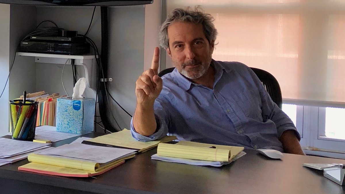 Wishing a very Happy Birthday to the Writers' Room #1 <a href="/warrenleightTV/">Warren Leight</a> 🎉 Thank you for all that you do!