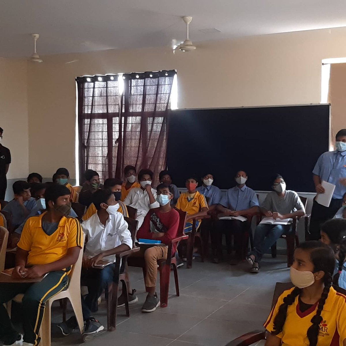 ecell_mrce's tweet photo. E Cell, MRCE has organized a workshop on Entrepreneurship Overview &amp; Roadmap at CMR International School, Suraram in association with @ecell_iitm &amp; @ecell_iitb

#ecellmrce #ecell #ecelliitbombay #ecelliitmadras #iitbombay #iitmadras https://t.co/lYgEbhbiFF