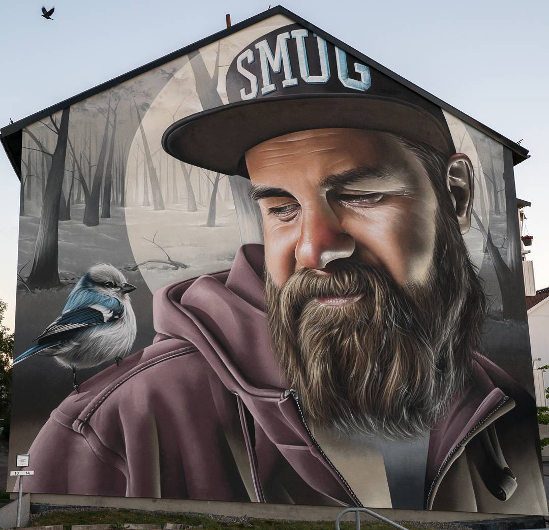 By smugone in Årjäng, Sweden 🇸🇪

#StreetArt #Graffiti #Mural #Sweden