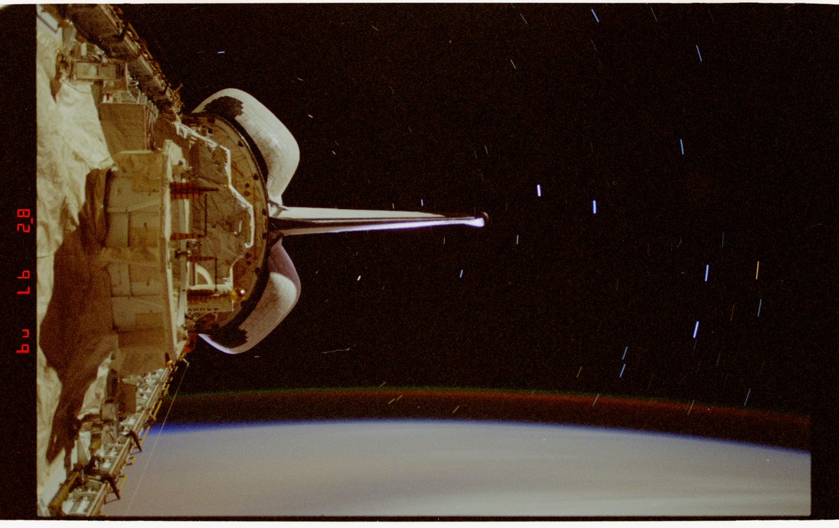 archives_space's tweet photo. Conspiracy theorists often say there are NEVER stars shown in the picture taken from space except recently because now they told that, NASA corrected the flaw.

These pics are from STS-75 in 1996. Before Internet. Take this !

UHD : https://t.co/SFRd9YZhMd https://t.co/5nMXz9QYAh