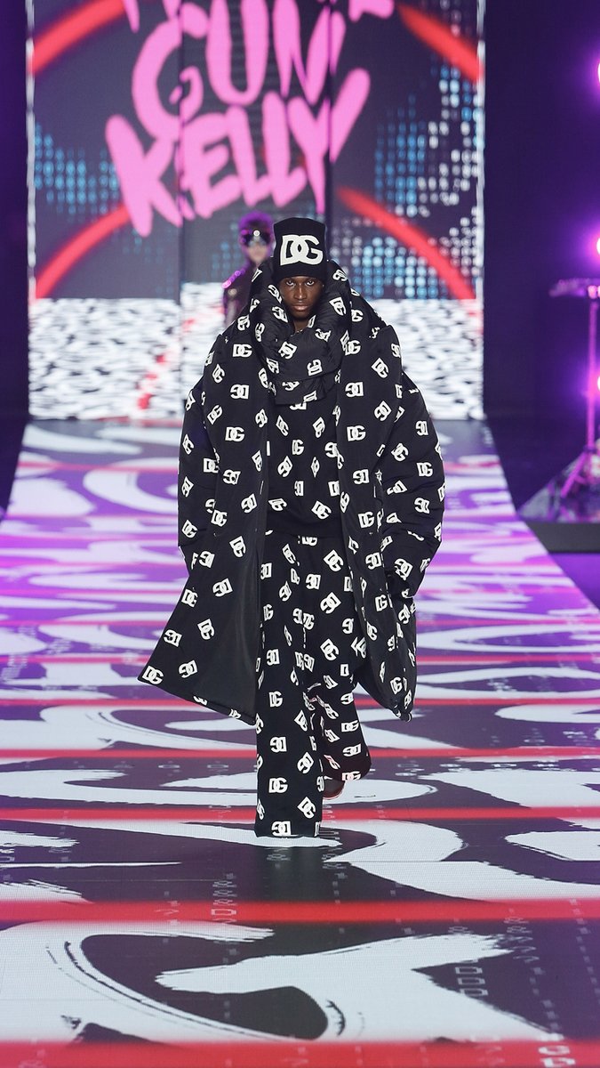 Yo @dolcegabbana, glad our box got to you. Shipping delays have