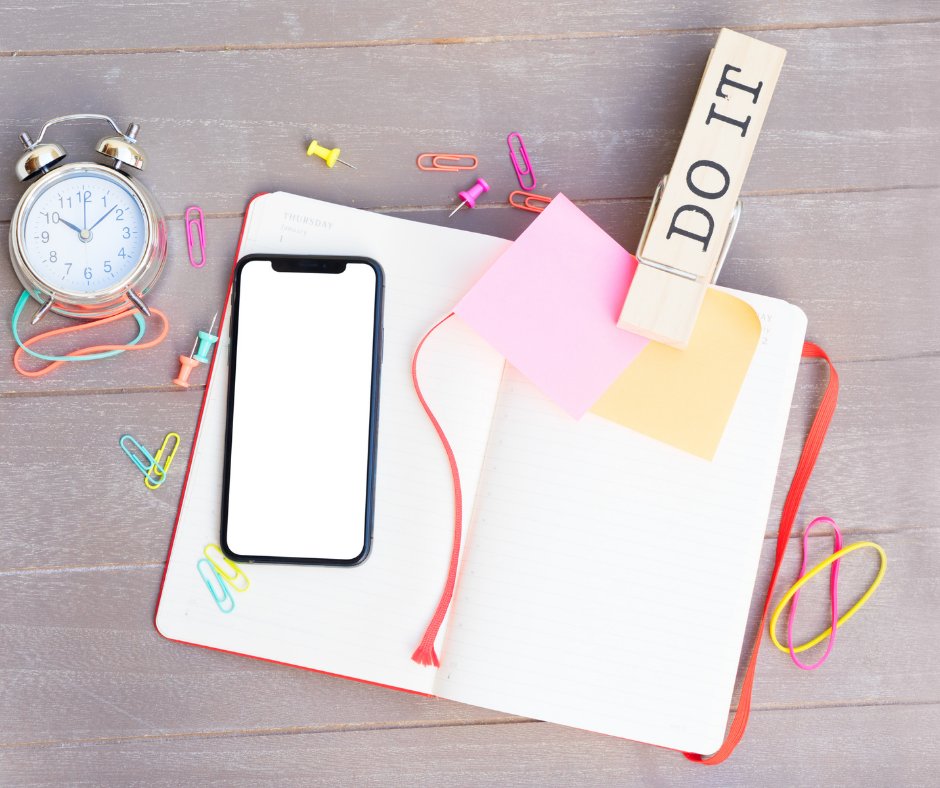 KBanxDesigns's tweet photo. โ๐พ๐Journaling Prompt โ๐พ๐
Who are the people you most admire and why?
#kbanxdesigns #beadablepens #writingcommunity #writinginstruments #writeyourheartout #planneraccessories #journalingprompt https://t.co/IrIZroaYIK