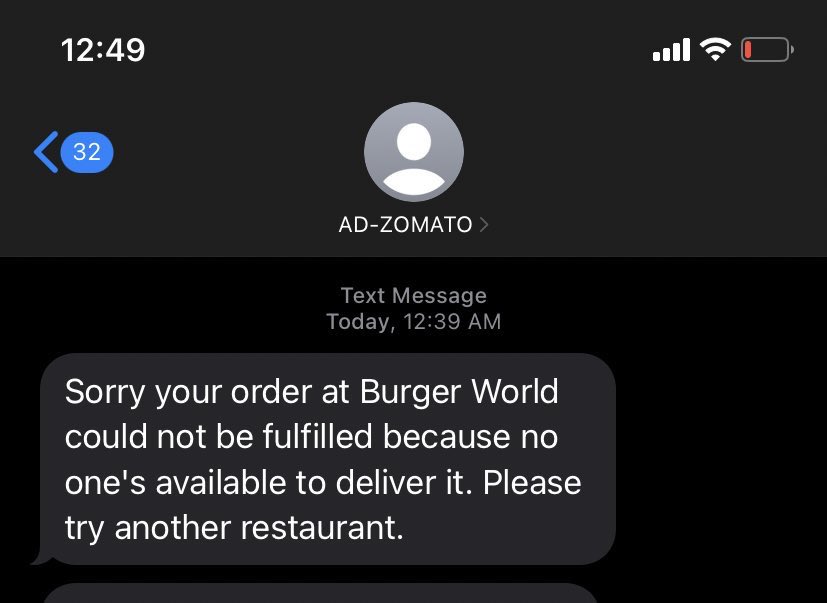 Sravan_Datta's tweet photo. what is this @zomato 🤧
Urke 100 notifications pedthav, adhi kavala idhi kaavala ani...
Aasa tho arthrathri burger thindham ankunte...
Order accept chesi... ganta nen wait chesaaka order cancelled anta🤧🤧
Pedda app vi ayyaka customers ni endhuku pattinchukuntaav le
#Food #zomato https://t.co/HVHrNor10r