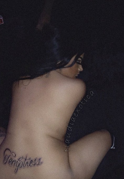 &ldquo;The temptress will tempt you with two crimson lips curved in a smile. Her love is contagious, intoxicating<a href="/tag/model"class="tags"><span>#model</span></a><a href="/tag/allnatural"class="tags"><span>#allnatural</span></a><a href="/tag/natural"class="tags"><span>#natural</span></a><a href="/tag/curvy"class="tags"><span>#curvy</span></a><a href="/tag/body"class="tags"><span>#body</span></a><a href="/tag/beauty"class="tags"><span>#beauty</span></a>