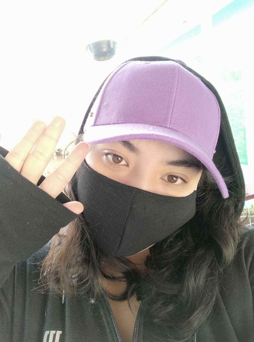 mags_edel4ever's tweet photo. Así porque hace friyito en mi ranchito 🤭

#EdelweissSelcaDay #EdelSelcaDay #T1419SelcaDay #ESD  #T1419  @T1419_official @T1419_JAPAN https://t.co/2p3rGwhYDa