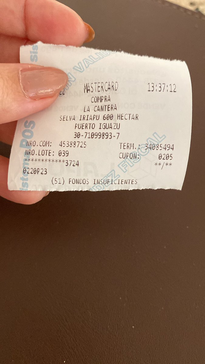 DelfinaAB's tweet photo. Es la segunda vez que intento usar la tarjeta previaje y me dice SALDO INSUFICIENTE @BancoNacion me pueden dar una respuesta que no sea un bot? https://t.co/kXhIRaz6Yv