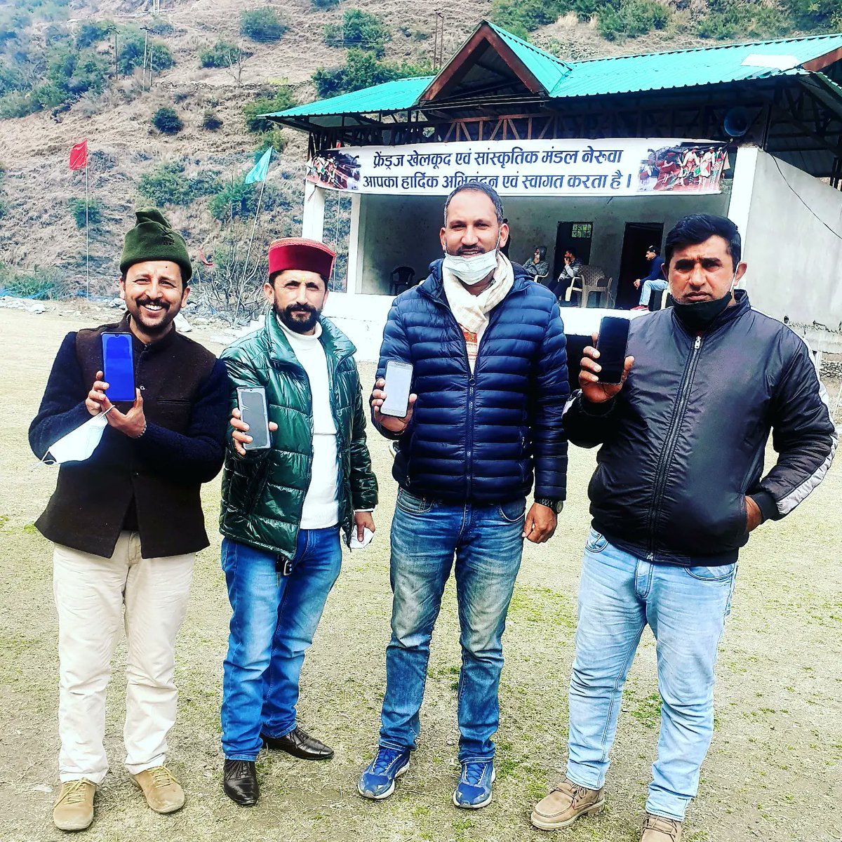 Rathour4BJP's tweet photo. आज भाजपा मंडल चौपाल द्वारा आयोजित "माइक्रो डोनेशन अभियान" में मंडल अध्यक्ष श्री मंगतराम शर्मा जी की अध्यक्षता में भाग लिया।

https://t.co/8Rmc5gj5XH Namo App
☝️☝️☝️
कृपया इस लिंक को क्लिक कर Namo App के माध्यम से सहयोग राशि का भुगतान अवश्य करें। https://t.co/xvJ8uf7rLv