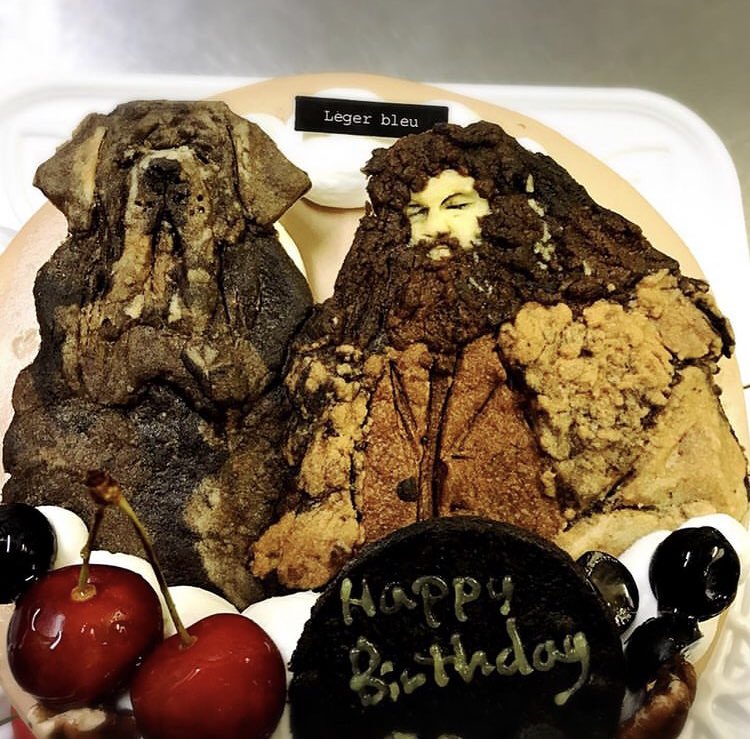 ありがとうございます。
ハグリッド
ファング
オーダー頂きました✨
#ハリーポッター
#ハグリッド
#オーダーケーキ
#デザインクッキー