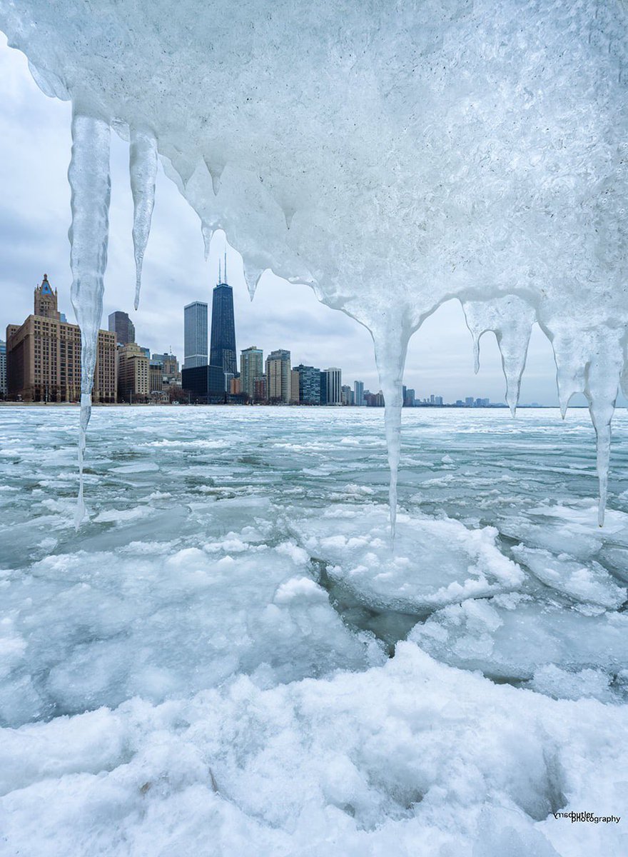 barrybutler9's tweet photo. Today in Chiberia.  #weather #news #ilwx #chicago #winter https://t.co/0I9AWkckif