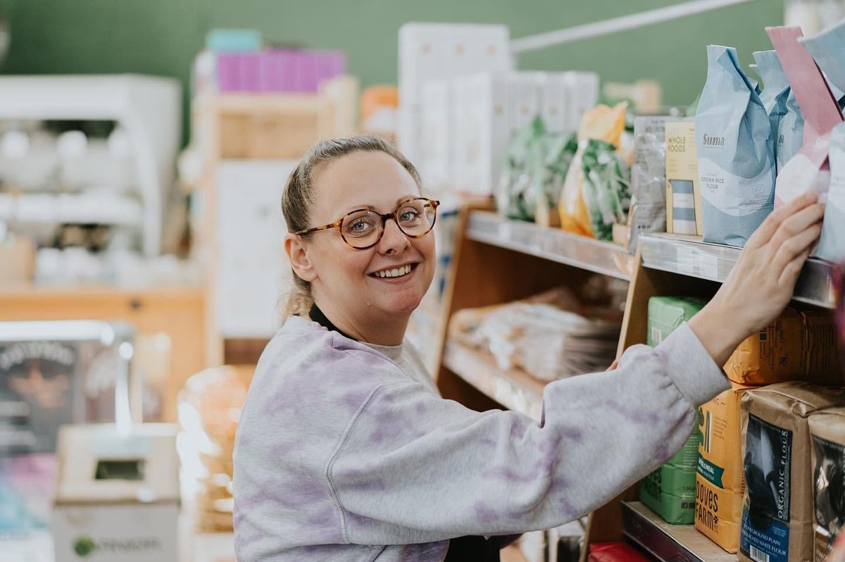 VillageGreensUK's tweet image. Happy Monday everyone! We are back to normal opening hours &amp;amp; looking forward to seeing you all. 
P.S. Our Emma usually wears a mask &amp;amp; has only taken it off for the purpose of this photo so you all remember her lovely smile.
#teamVG #shoplocal #supportsmall #prestwich #manchester