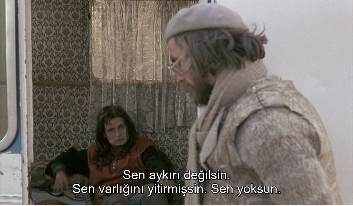 ''Sen aykırı değilsin. Sen varlığını yitirmişsin. Sen yoksun.'' 

🎬Agnès Varda / Sans toit ni loi (1985)