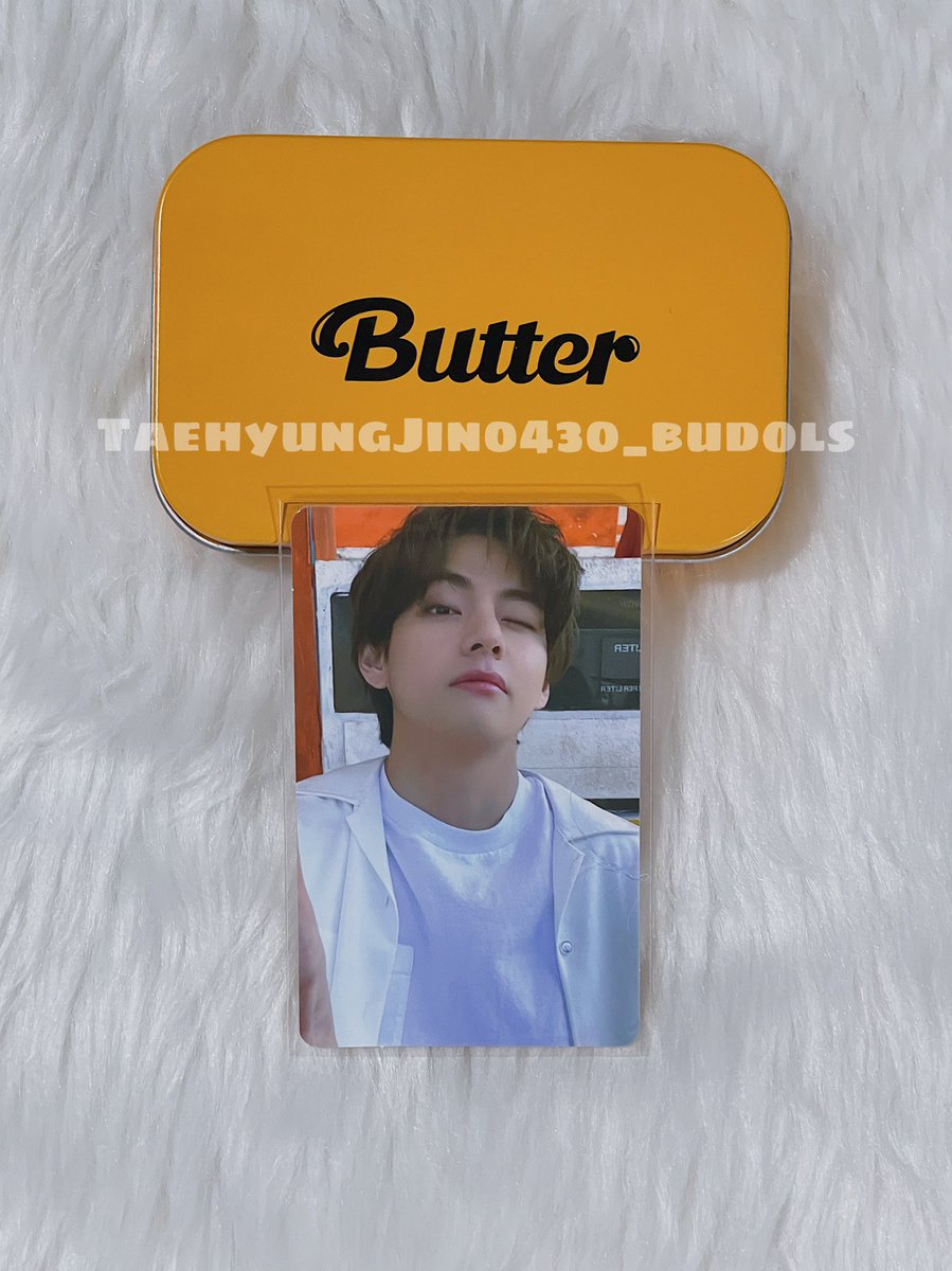 TaehyunJin_0430's tweet photo. Butter Weverse POB - Taehyung 💜

Someone came home safe. 🤗 Sooo happy!
Got this from @_borabox plus the 8p (double-sided) Binder Sleeves at a fair price! 😉 Thank you so much! #boraboxFeedbacks

#TaehyungJin0430_budols https://t.co/2DAqTzTZjC