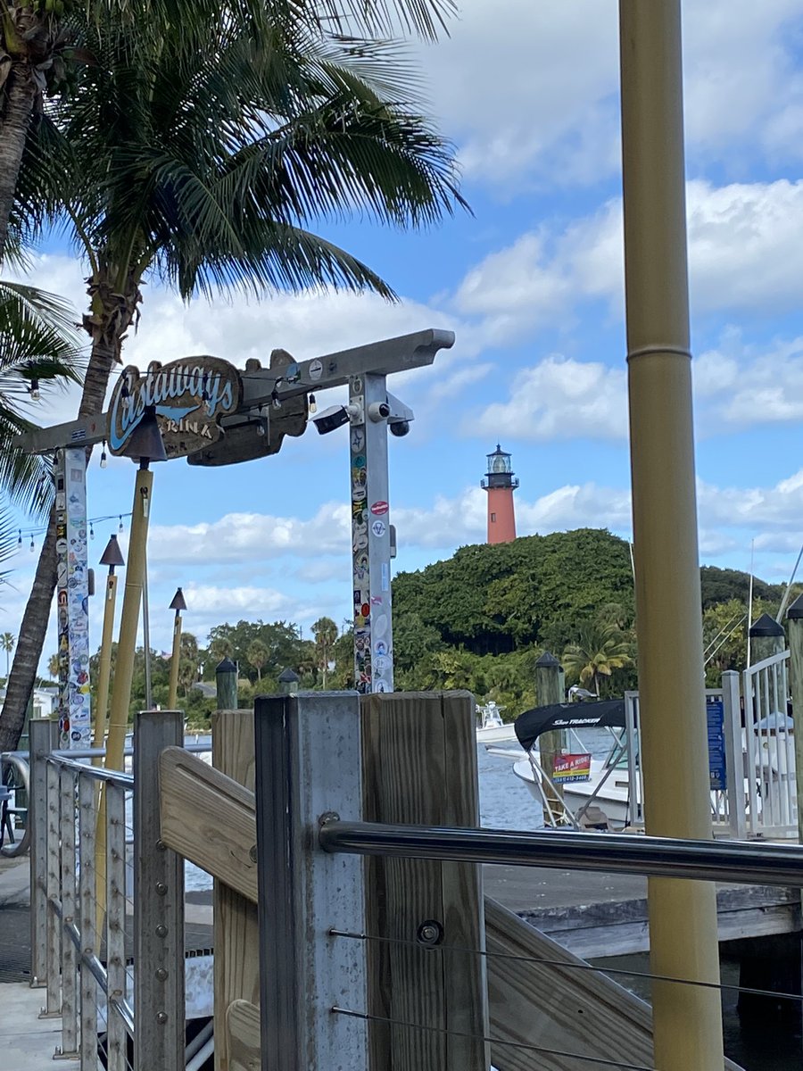 Amy Mercier tweet media