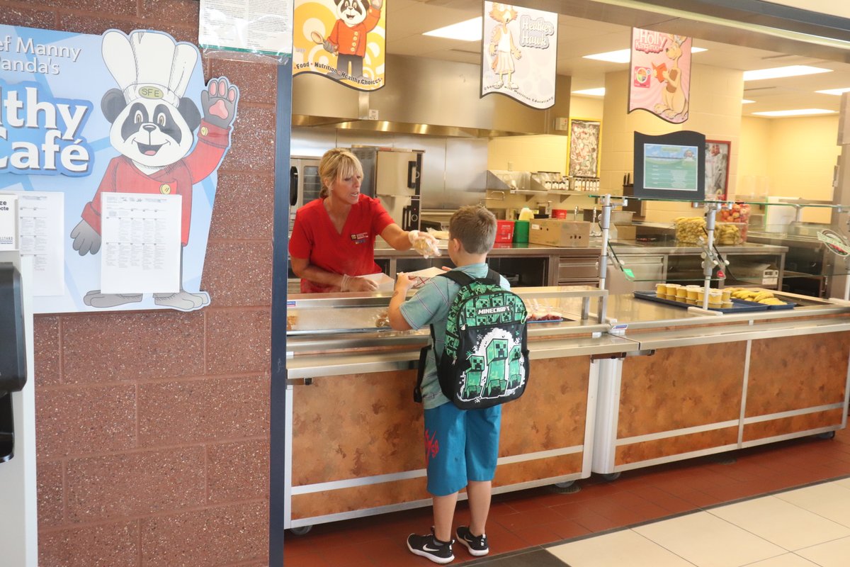 Fuel our learners. Feed their imaginations. Nourish their creativity. 
Step up and be there for a student. 
JOIN OUR TEAM 
Learn more at isd728.org/joinourteam or check out our job listings on Indeed.com