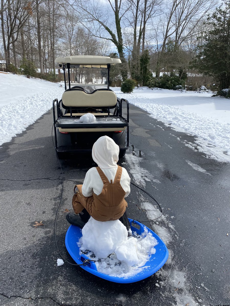 kwithrow5's tweet photo. A little FUN in the SNOW! https://t.co/ZXqQbNFEgF