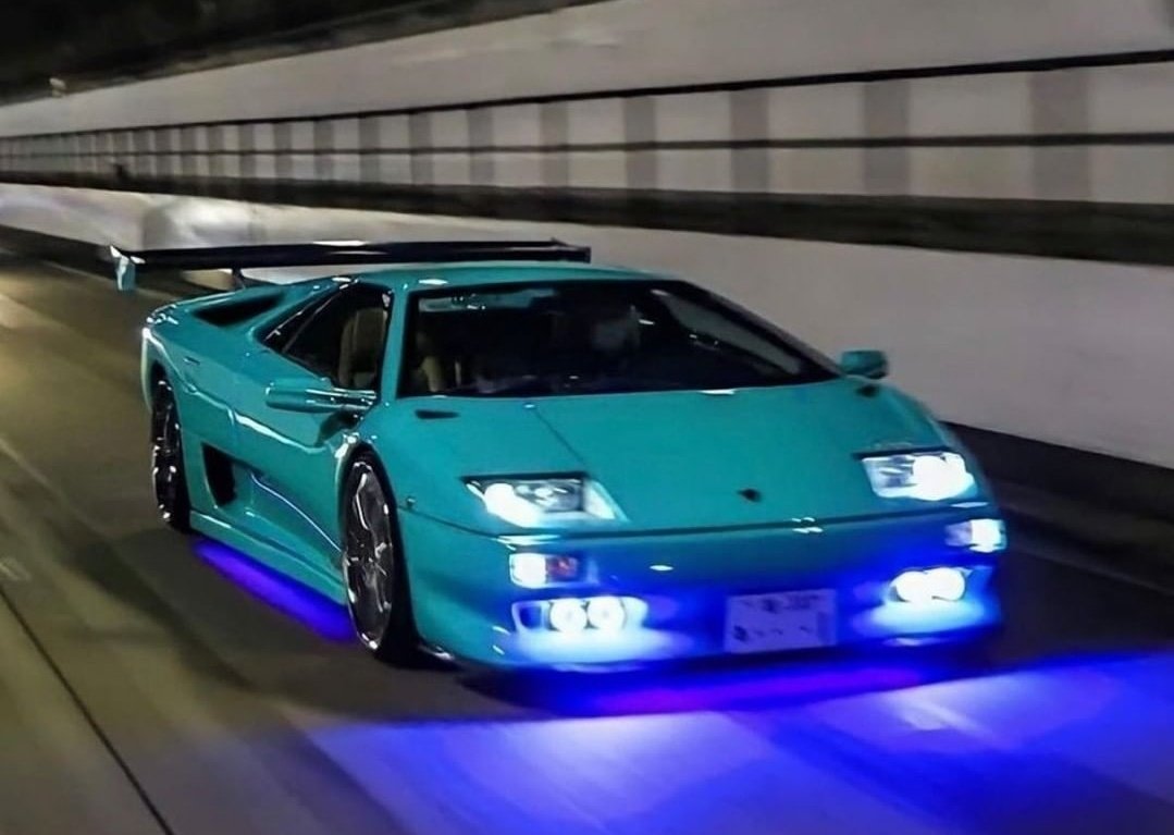 Descubrir 109+ imagen diablo nissan headlights Abzlocal.mx