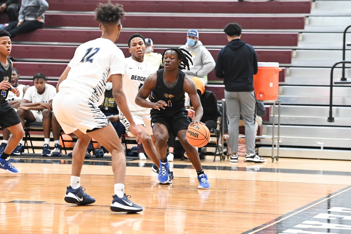 <a href="/MLKBashCres/">Crescent Construction MLK Bash</a> Into the 2nd half sees <a href="/GamecocksBball/">Sumter Gamecocks Boys Basketball</a> with a 42 to 38 lead over <a href="/BlythewoodBBall/">Blythewood BBall</a>, but the Bengals remain in the fight. <a href="/captainshopeinc/">Captain's Hope Inc.</a> #schoops