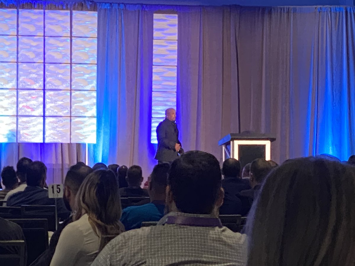 NatDiBlasi's tweet photo. Welcome @TheSharkDaymond to @LeadGenerationW #LGWSanDiego! We appreciate your candor in sharing your background, insights, passion, &amp; vision for biz success🙏 #GetIt #ThePeoplesShark 

CC: @lacedtweet https://t.co/1M1LQcvks0