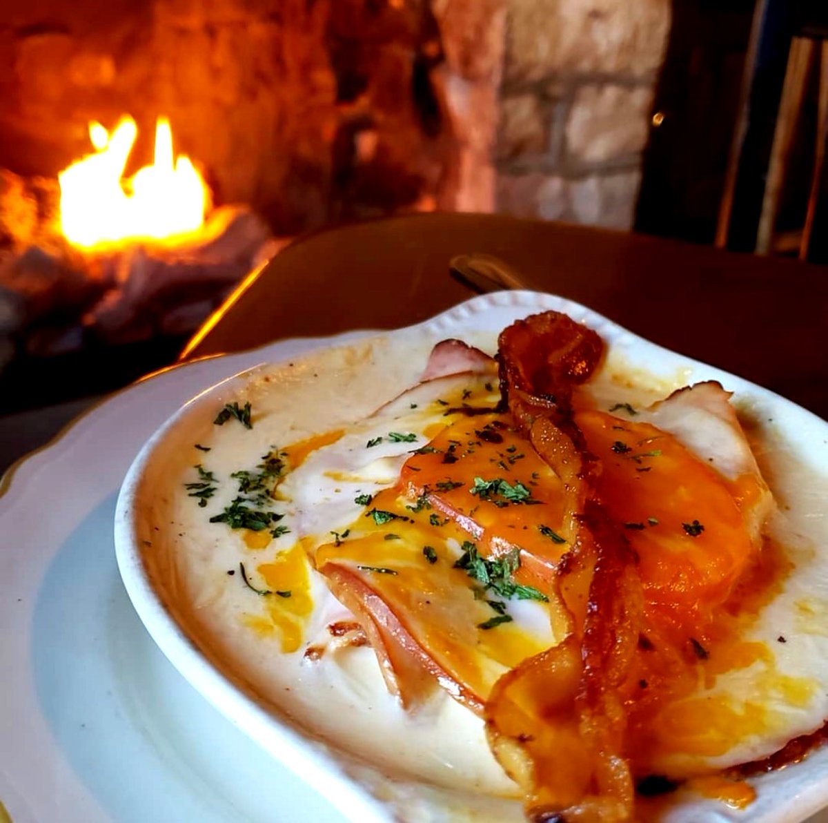 visitbardstown's tweet photo. Believe it or not the Bourbon Capital of the World has more to offer than great drinks. Bardstown is filled with delicious local flavor, bars & pubs, and casual dining. Whatever you're craving, come find it in Bardstown, KY.
---
#FoodForDays #Local #FarmToTable #VisitBardstown https://t.co/6YsXB1sS26