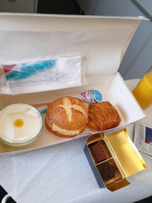 ✈️ YouTripReport ✈️ tweet media