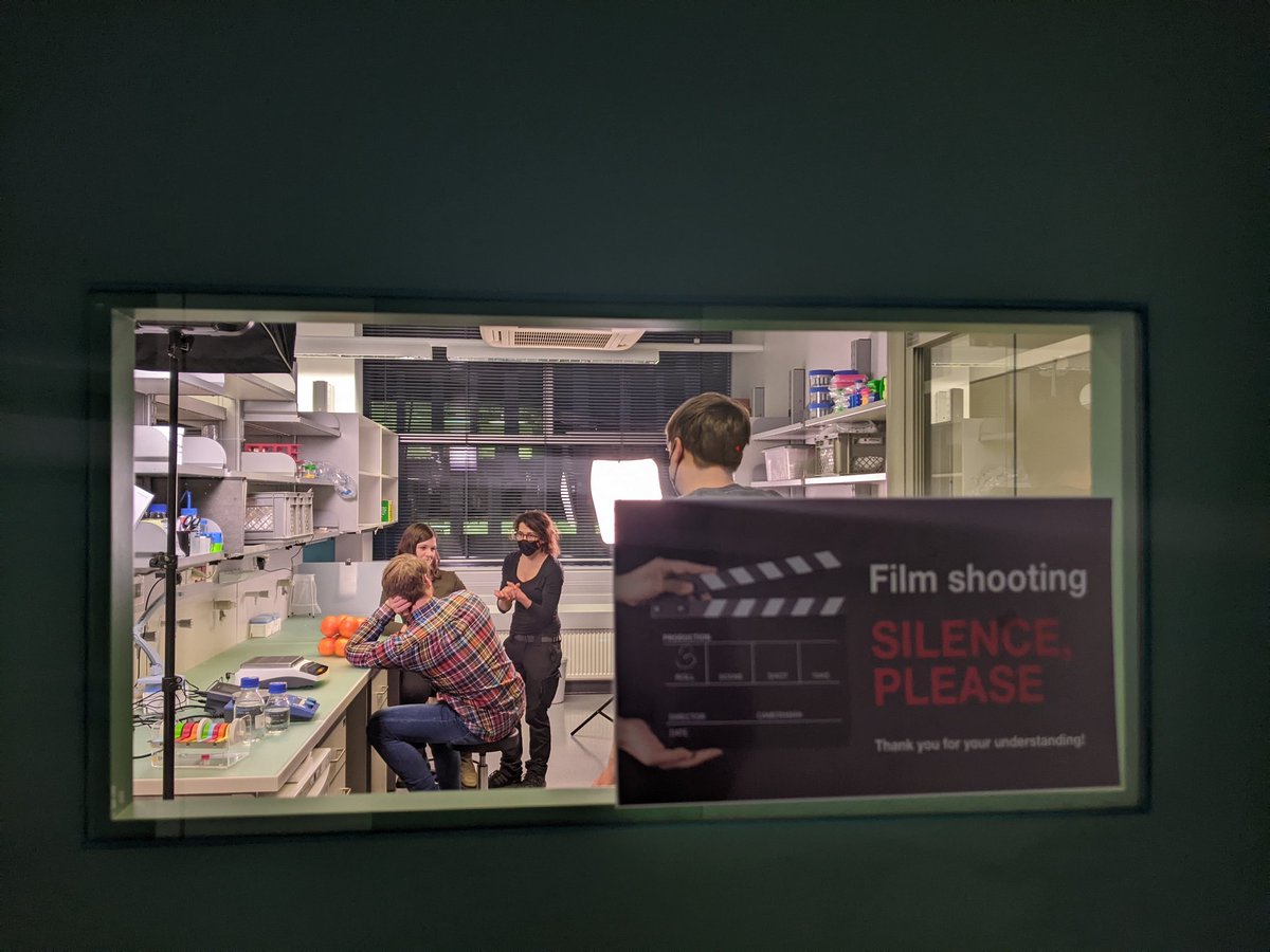 gmivienna's tweet photo. Something was cooking in the house today (only #plant based! 😉)
Stay tuned!
@oeaw @Martin_Moder @AnnaSchmuecker @VBCF_PlantS #WeitblickFilm
#StayTuned #plantbiology #plantresearch #GMIfeature #featurevideo https://t.co/1oBgpLWFwO