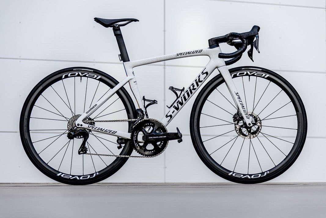 alafpolak1's tweet photo. Sobre, simple et efficace 🙌
Mon nouveau compagnon de route 2022  🤩

📸 @BeelWout https://t.co/TWdgqkuUl1