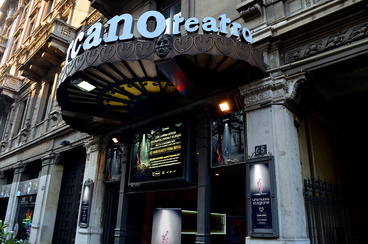 TeatroCarcano's tweet photo. Si avvisa la  clientela del Teatro Carcano che la biglietteria sarà aperta con i seguenti orari fino a martedì 25 gennaio compreso:

Lunedì - venerdì 14.30 - 18.30
Sabato chiusura
Domenica 10 - 13.

Grazie per la pazienza. Ci scusiamo per il disagio 

Lo Staff del Teatro Carcano https://t.co/DXsmRIMYR8