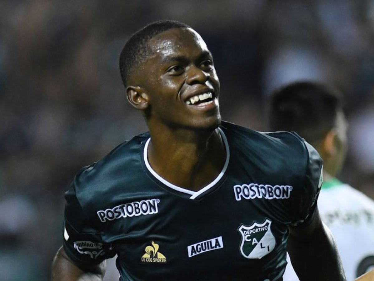 🚨 
(((AL AIRE)))
Oscar Ignacio Martan: “No hay oferta formal por Andrés Colorado pero estamos buscando ubicarlo en el exterior”
#BandaDeportiva
