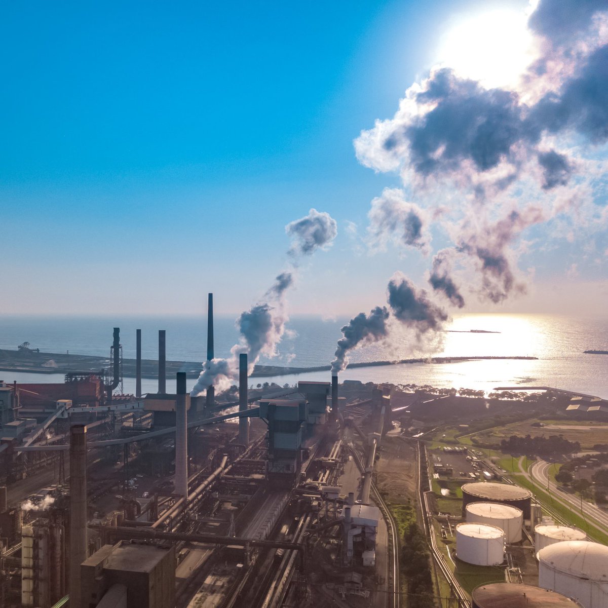 Magnuvis2's tweet photo. For more information about the Magnuvis solution and to learn how our #cleantech startup will address #waterscarcity #foodshortages and #energydemand

https://t.co/AkaGQ3AudQ https://t.co/fLrJr8q3VE