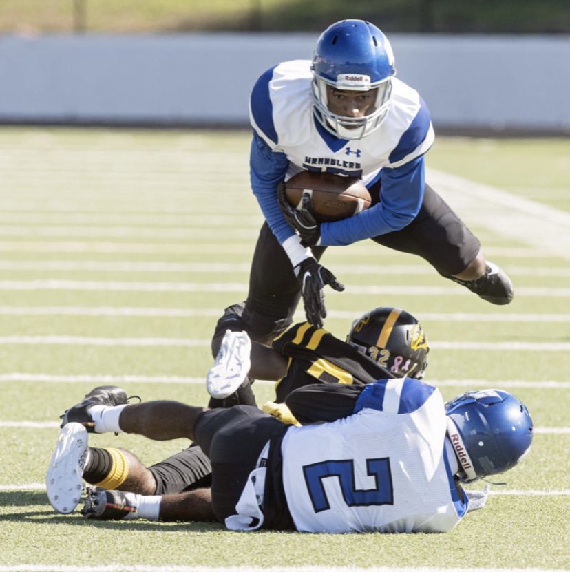 CoachBates44's tweet photo. After a great conversation with
@coachchilly I'm extremely
blessed to announce that I have
received my 5th offer from @CiscoWranglerFB 🔵⚪️
@seancooper_C4 @TristonAbron @ThePittPirates https://t.co/Hr5jS0uytM