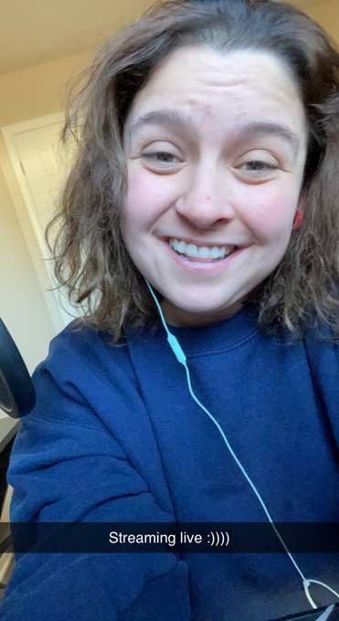 Steaming now !!! #StreamingLive https://t.co/r0gAg7YqIs<a href="/tag/streaminglive"class="tags">#StreamingLive</a>