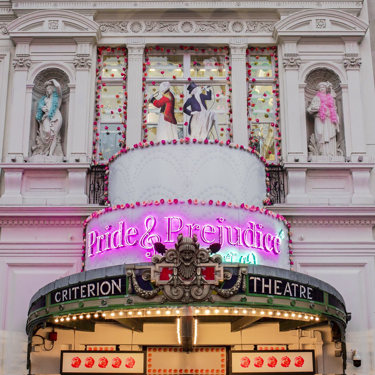RukayaC_'s tweet photo. I love @pandpsortof so much that I want to gift some 🎟️s for others to see it! 

If you haven't been able to get to the theatre recently, need cheering up and can get to Pride &amp; Prejudice* (*sort of) at the @CriTheatre before Feb 6th, drop me a DM and let's see what we can do. 🥰 https://t.co/9Xf7OQYyqh