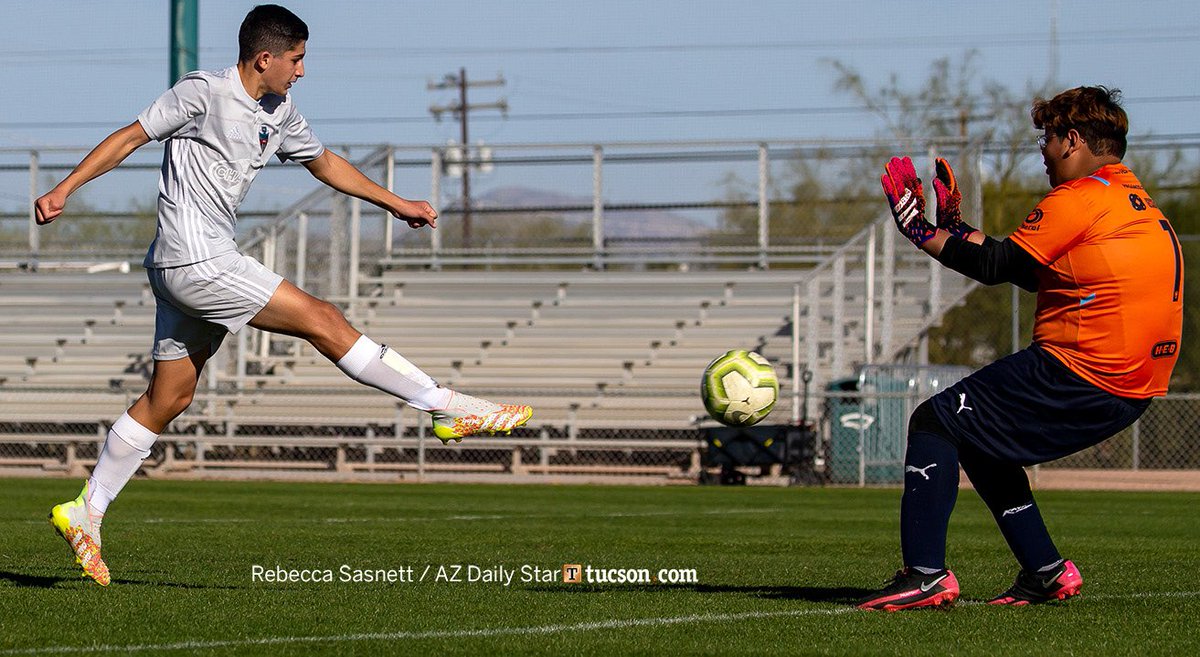 rebeccamsphoto's tweet photo. Busy day yesterday! Forgot to tweet some photos 😂 Tucson’s #dillingerdays wrap up the weekend with re-enactments and vintage cars. Then FC Tucson’s youth U14 boys win their championship game. More 📸’s at https://t.co/VEXBQScBSC & https://t.co/04JJFao69H. https://t.co/aoR2yqruso